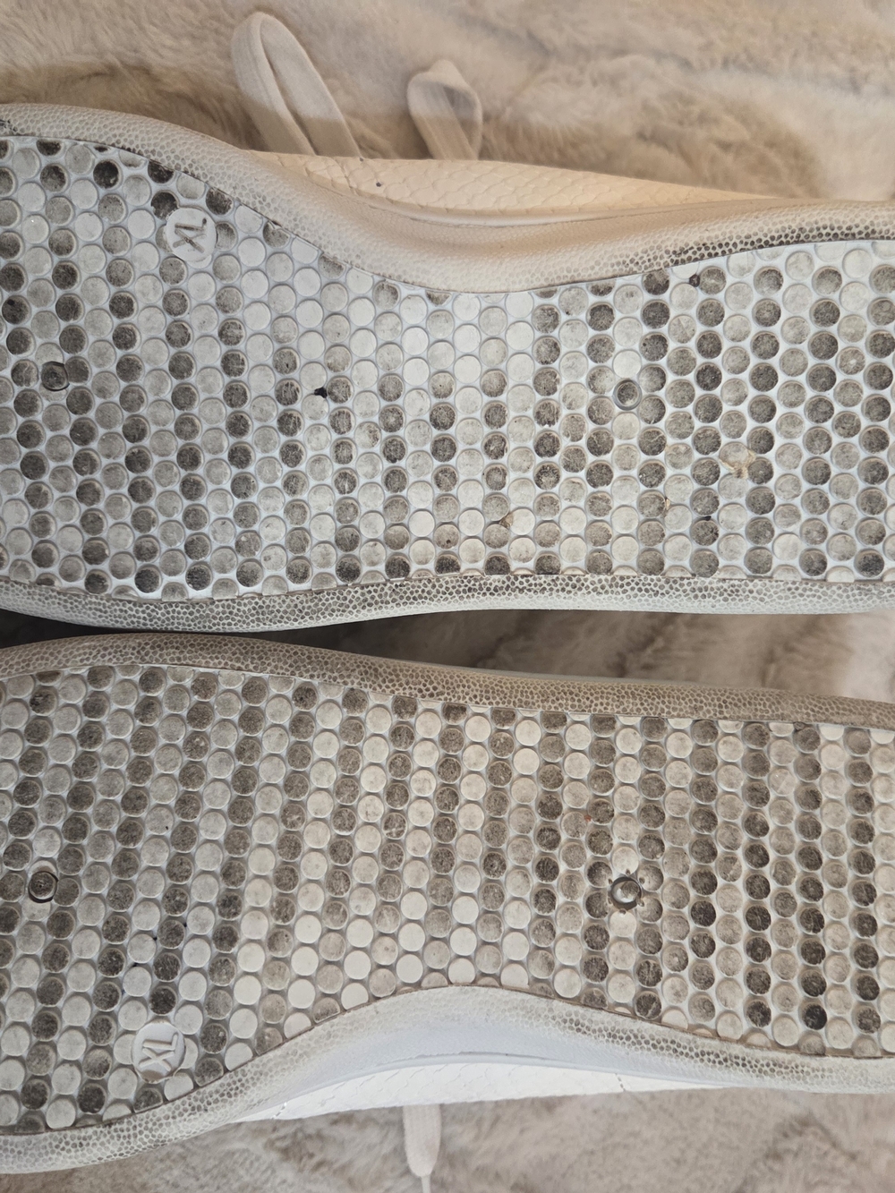 chatties White & Silver Lace-Up Sneakers with Silver Metallic Toe Woman Size 11 - Picture 6 of 10